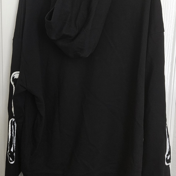 New Mens/Womens Unisex Black Skull and Bones Hoodie Size Large - Picture 2 of 8